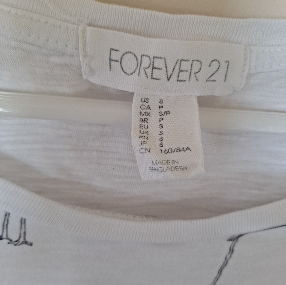 Forever 21 White Crop Top with Pink Flamingo Print - Picture 5 of 5